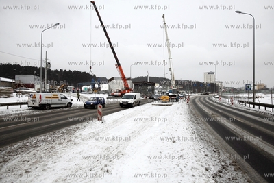 Budowa wiaduktu Pomorskiej Kolei Metropolitalnej nad...