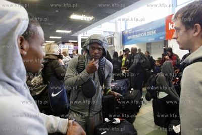 Port lotniczy im. Lecha Walesy w Rebiechowie. Przylot...