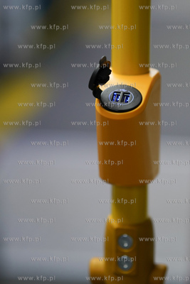 Port USB do ładowania urzadzeń w tramwaju PESA Jazz...