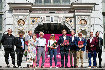 Gdańsk. Przedproża Dworu Artusa. Prawykonanie utworu...