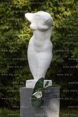 Sopot. Park Północny. Odsłonięcie rzeźby „Biała...