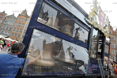 III Swiatowy Zjazd Gdanszczan. Wspolny koncert carillonowy...