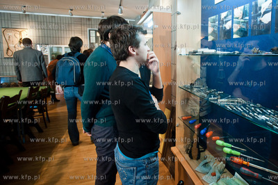 Uniwersytet Gdanski. Wydzial Prawa i Administracji....