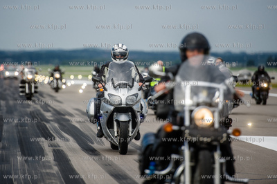 Port lotniczy im. Lecha Wałesy w Gdańsku Rębiechowie....