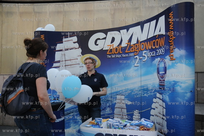Gdynia reklamuje sie w Warszawie. Festyn w C.H. Zlote...