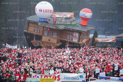 Szymbark na Kaszubach. VI Ogolnopolski Zjazd Swietych...