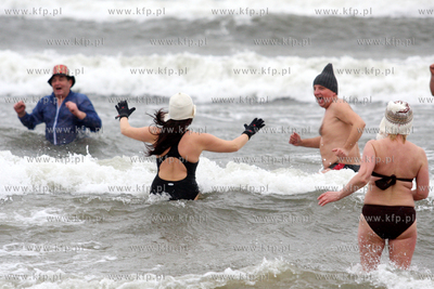 Swinoujscie. XVIII Final WOSP. Kilku morsow ze Swinoujscia...