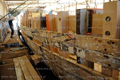 Gdansk. Stocznia Remontowa. Kolejny etap prac przy...