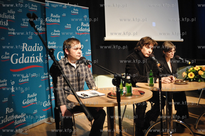 W studiu koncertowym Radia Gdansk im.Janusza Hajduna...