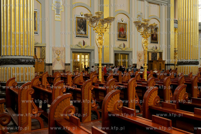 Sanktuarium Matki Bozej Bolesnej w Licheniu (woj. wielkopolskie)....