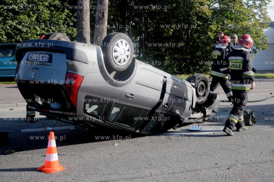 Trzy samochody zderzyly sie na Drodze Krajowej nr 6...
