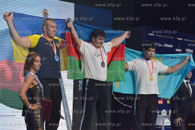 W ostatnim dniu odbywajacych sie w Hali Sportowo -...