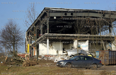Suchanino. Rozbiorka pawilonu Faworyt przy ul. Noskowskiego....