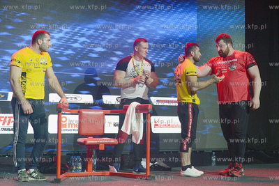 Hala Sportowo - Widowiskowa w Rumi. 50. Gala Armwrestligu...