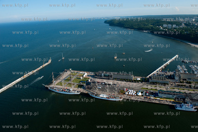Tall Ships' Races 2009 w Gdyni z lotu ptaka. Zlot Wielkich...