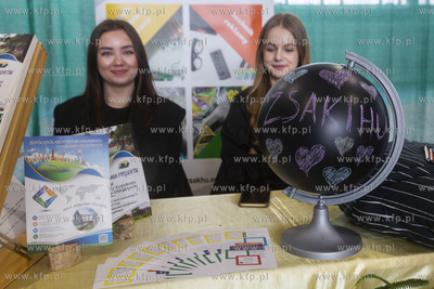 XVI Targi Szkół Ponadpodstawowych w ZSO Nr1 w Pruszczu...