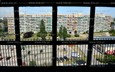 Gdansk Przymorze. Falowiec na al. Rzeczypospolitej...