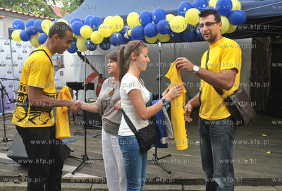 Festyn "Zeszyt dla ucznia" na terenie Gdanskiego Domu...