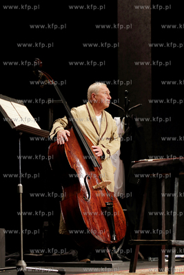 .Centrum Świętego Jana w Gdańsku. Jerzy Stuhr w...