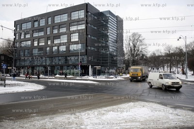 Gdańsk. Biurowiec przy ul. Kartuskiej 5.
09.02.2012
fot....