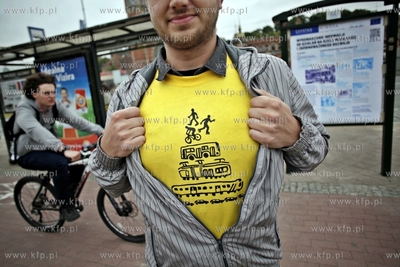 Gdansk. Przystanek przy kinie Krewetka. Akcja Zmieniamy...