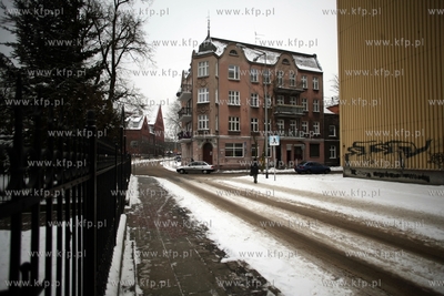Gdansk Nowy Port. Kamienica przy ul. Na Zaspe.
15.01.2013
fot....