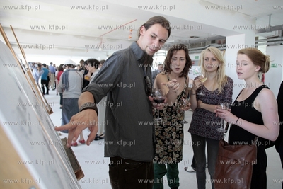 Uroczystosc prezentacji efektu pracy studentow i profesorow...