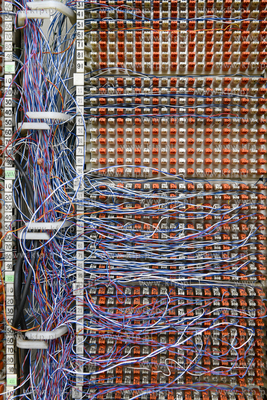 Krzynka telekomunikacyjna na ul. Marii Skłodowskiej-Curie....