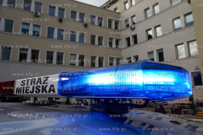 Urząd Miejski w Gdańsku. Przekazanie 3 nowych radiowozów...