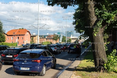 Utrudnienia drogowe na al. Grunwaldzkiej we Wrzeszczu...
