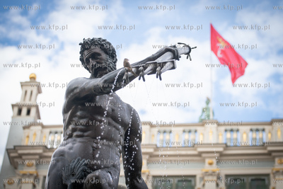 Gdańsk. Długi Targ. Fontanna Neptuna. 24.07.2023...