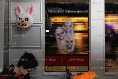 Gdńsk. Halloweenowy tramwaj. 31.10.2024 / fot. Anna...