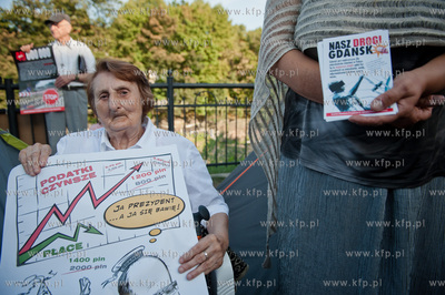 Gdansk. Transmitowany na zywo program interwencyjny...