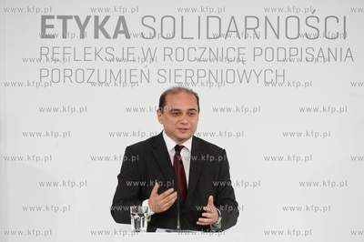 Gdansk. Dwor Artusa. Spotkanie pt Etyka solidarnosci...