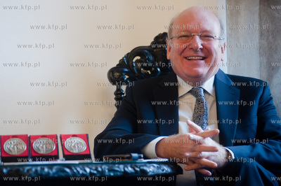 Gdansk. Ratusz Glownego Miasta. Uroczystosc wreczenia...