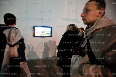 Gdansk. Centrum Sztuki Wspolczesnej Laznia. Wernisaz...