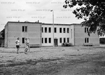 Budynek nowego osrodka zdrowia na gdanskiej Przerobce....