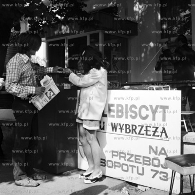 Skrzynki pocztowe znajdujace sie na terenie Opery Lesnej...