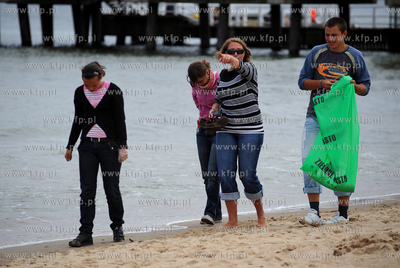 Gdansk. Brzezno. Miedzynarodowa Akcja Sprzatania Baltyku...
