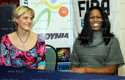 Hotel Nadmorski w Gdyni. Konferencja prasowa przed...