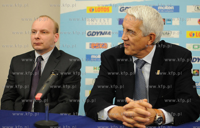 Hotel Nadmorski w Gdyni. Konferencja prasowa przed...