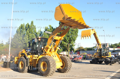 CudaWianki czyli Lato zaczyna sie w Gdyni. Wielka Parada...