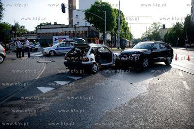 Gdansk. Wypadek na skrzyzowaniu ul. Kartuskiej i Pohulanki....
