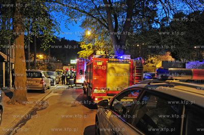 Sopot. Ulica Wybickiego 45. Ok. godziny 21 zapalil...