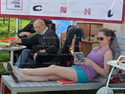 IV. Nadmorski Plener Czytelniczy Gdynia 2015. 55 oficyn...