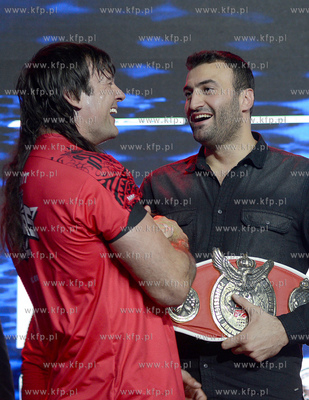 Hala Sportowo - Widowiskowa w Rumi. 50. Gala Armwrestligu...