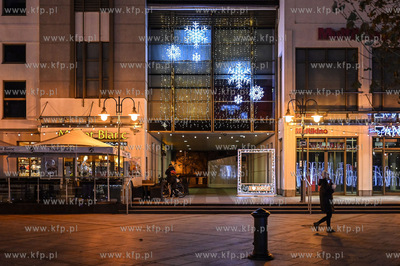Sopot. Swiateczne iluminacje w Sopocie. 14.12.2020...