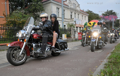 Festyn "Zeszyt dla ucznia" na terenie Gdanskiego Domu...