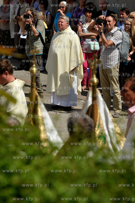 Uroczystosci i procesja Bozego Ciala w parafii sw....