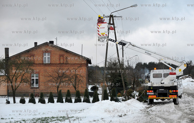 Pikarnia na Kaszubach miedzy Borowem i Mezowem. Naprawa...
